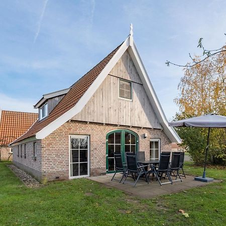 Отель Landal Landgoed De Hellendoornse Berg Haarle Номер фото